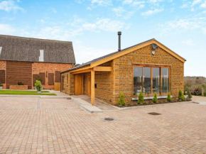 Meadow View - Uk47974